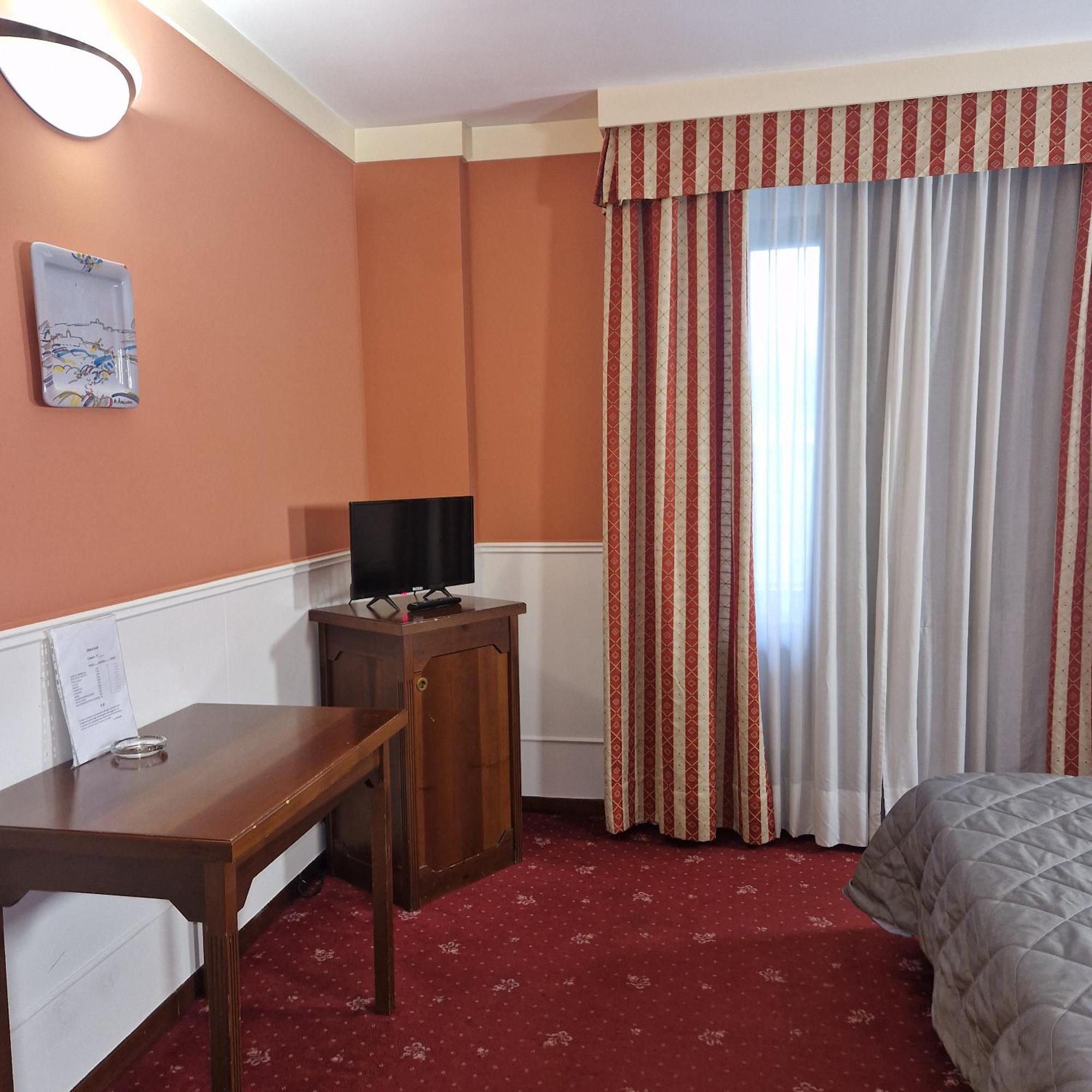 Hotel Civita Авеллино Экстерьер фото